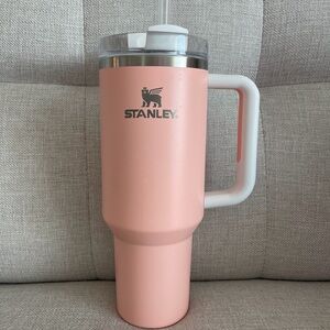 STANLEY H2.0 Flowstate Quencher Tumbler in Peach Colorblock (Target Exclusive)